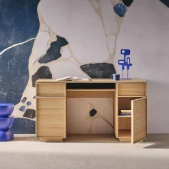 Schreibtisch Holzlook 2 Türen 2 Schubladen 1 Ablage 140 cm