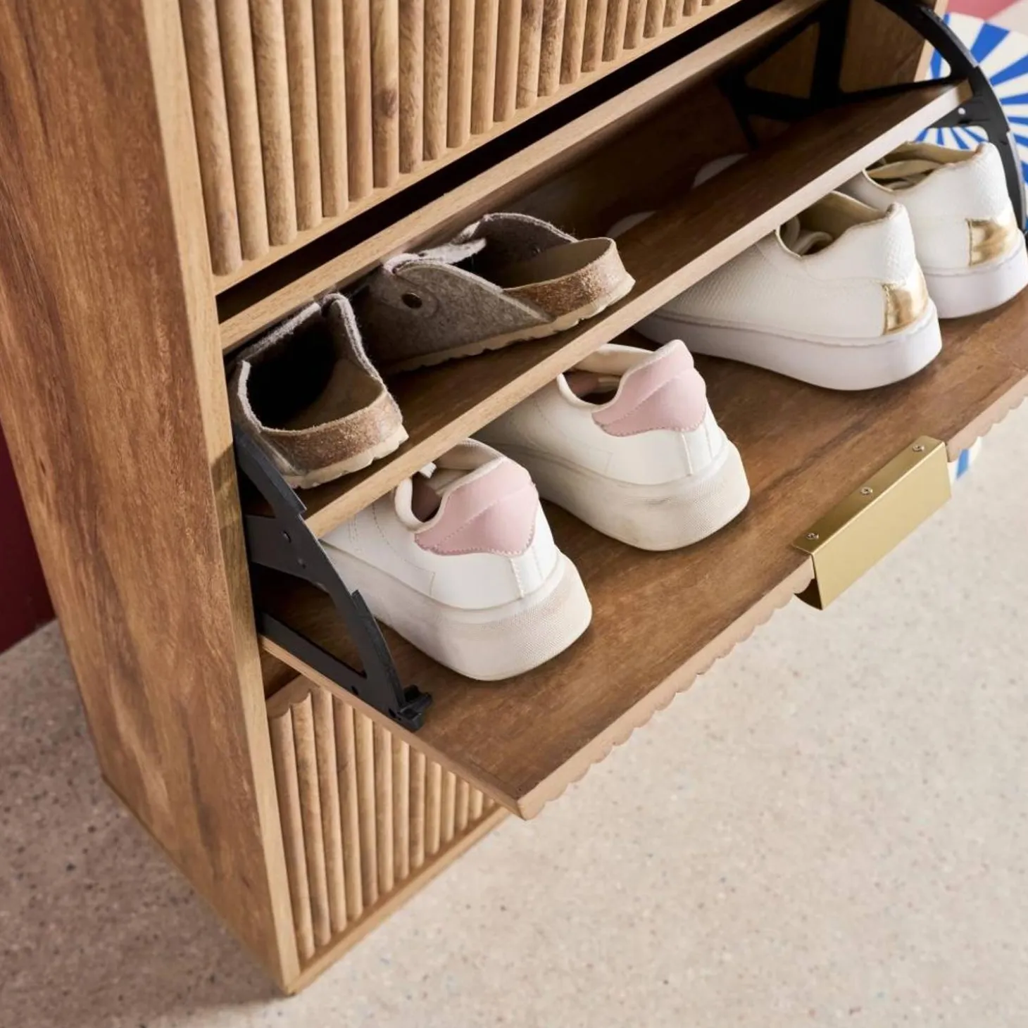 Schuhschrank Mangoholzoptik mit Riffelung, 3 Klappfächer