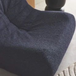 Sessel mit Bezug im Alpaka-Look