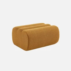 Sessel mit strukturiertem Bouclé-Bezug und Hocker