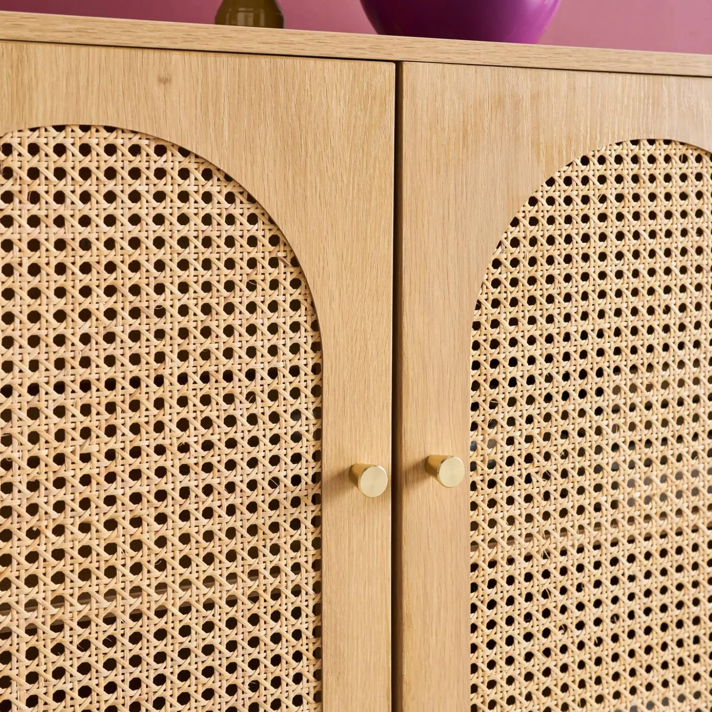 Sideboard Holzdekor und Rattan-Geflecht 3 Türen 120 cm