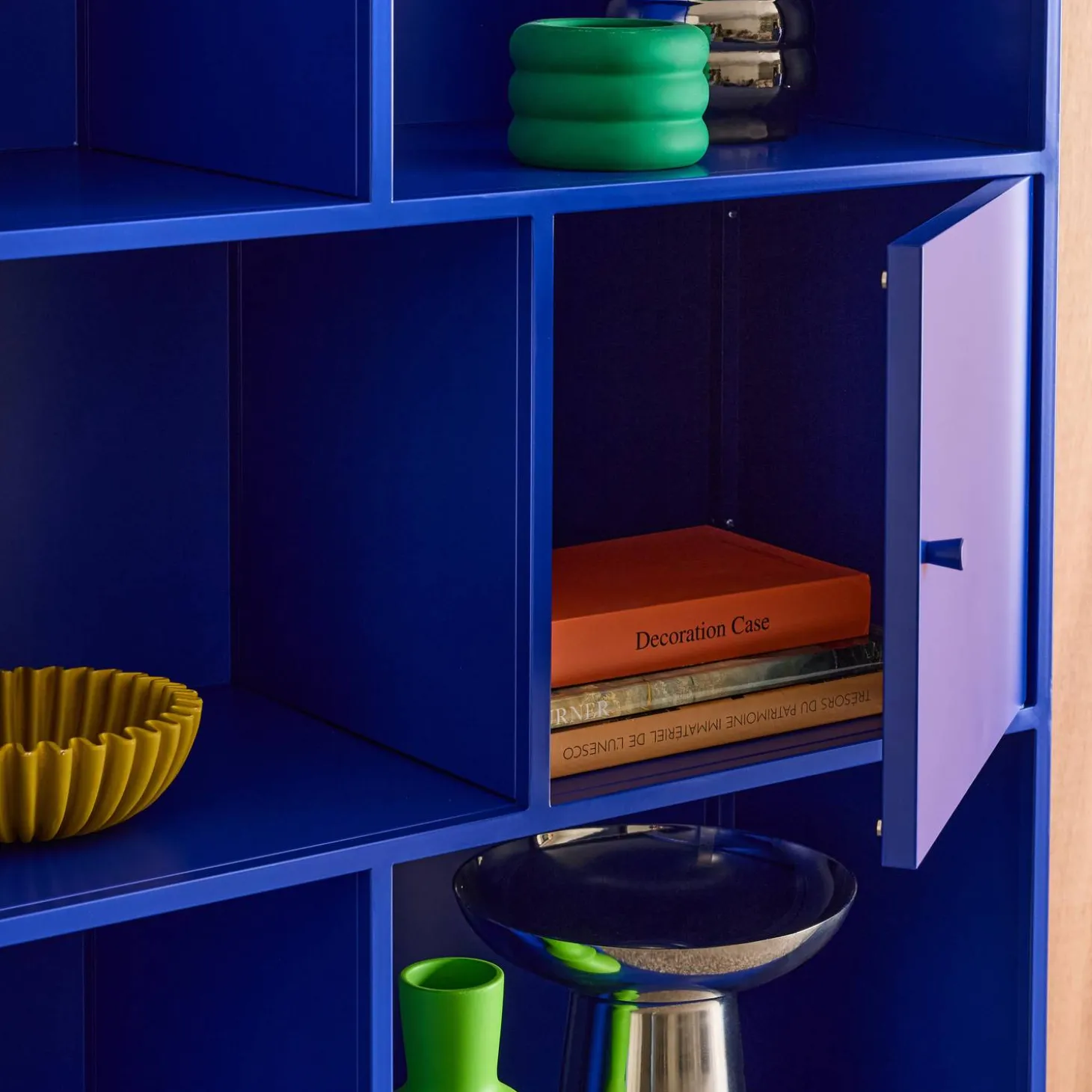 Sideboard, industrielles Aufbewahrungsmöbel aus Stahl mit 8 Stauräumen