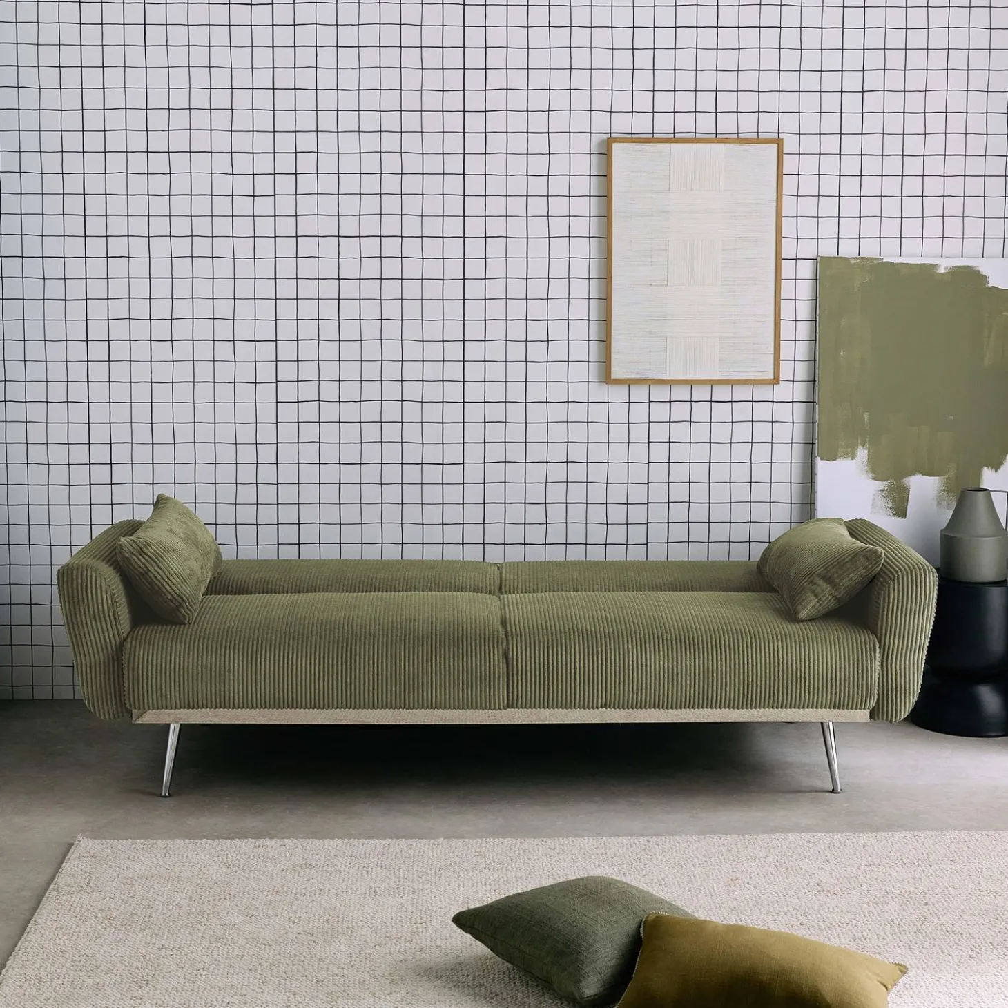 2-3-Sitzer Design-Schlafsofa mit Cordbezug und verchromten Metallfüßen