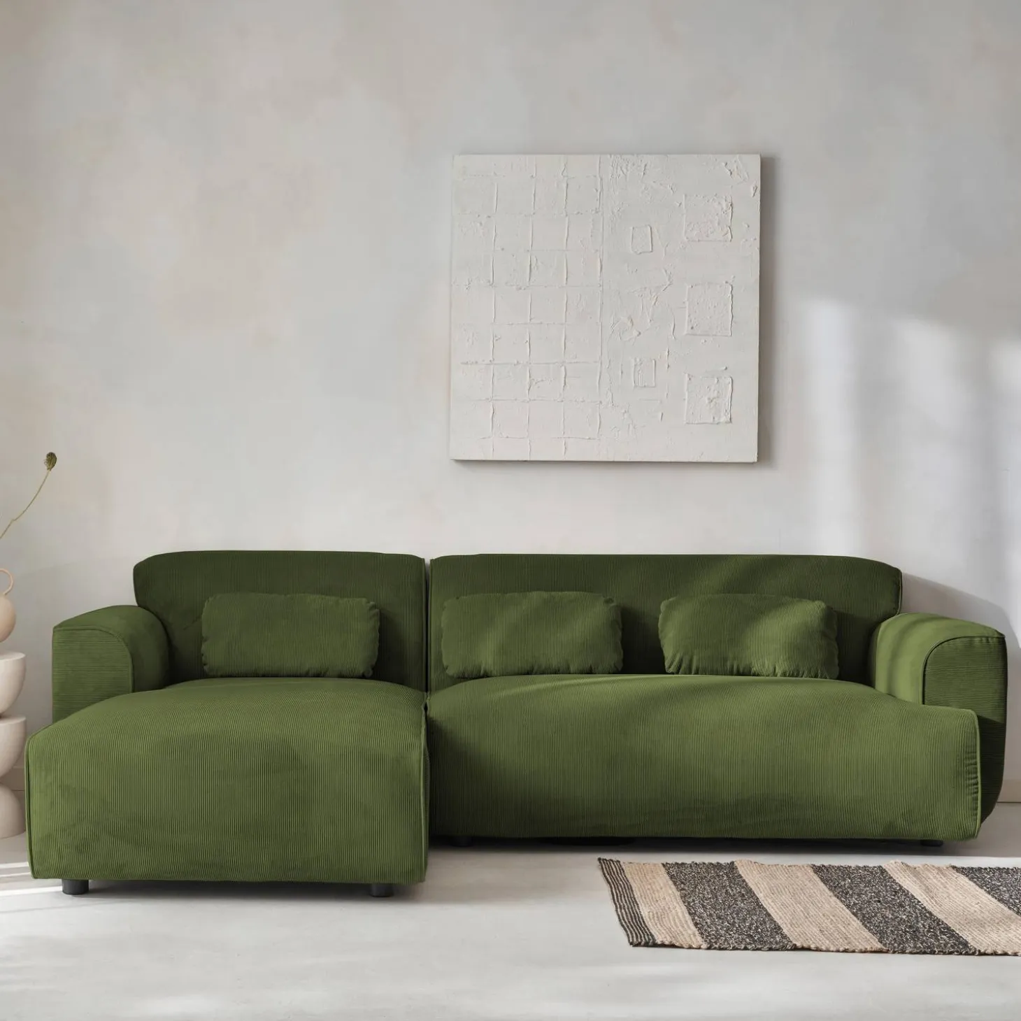2-3-Sitzer Ecksofa mit Cordbezug, Recamiere links