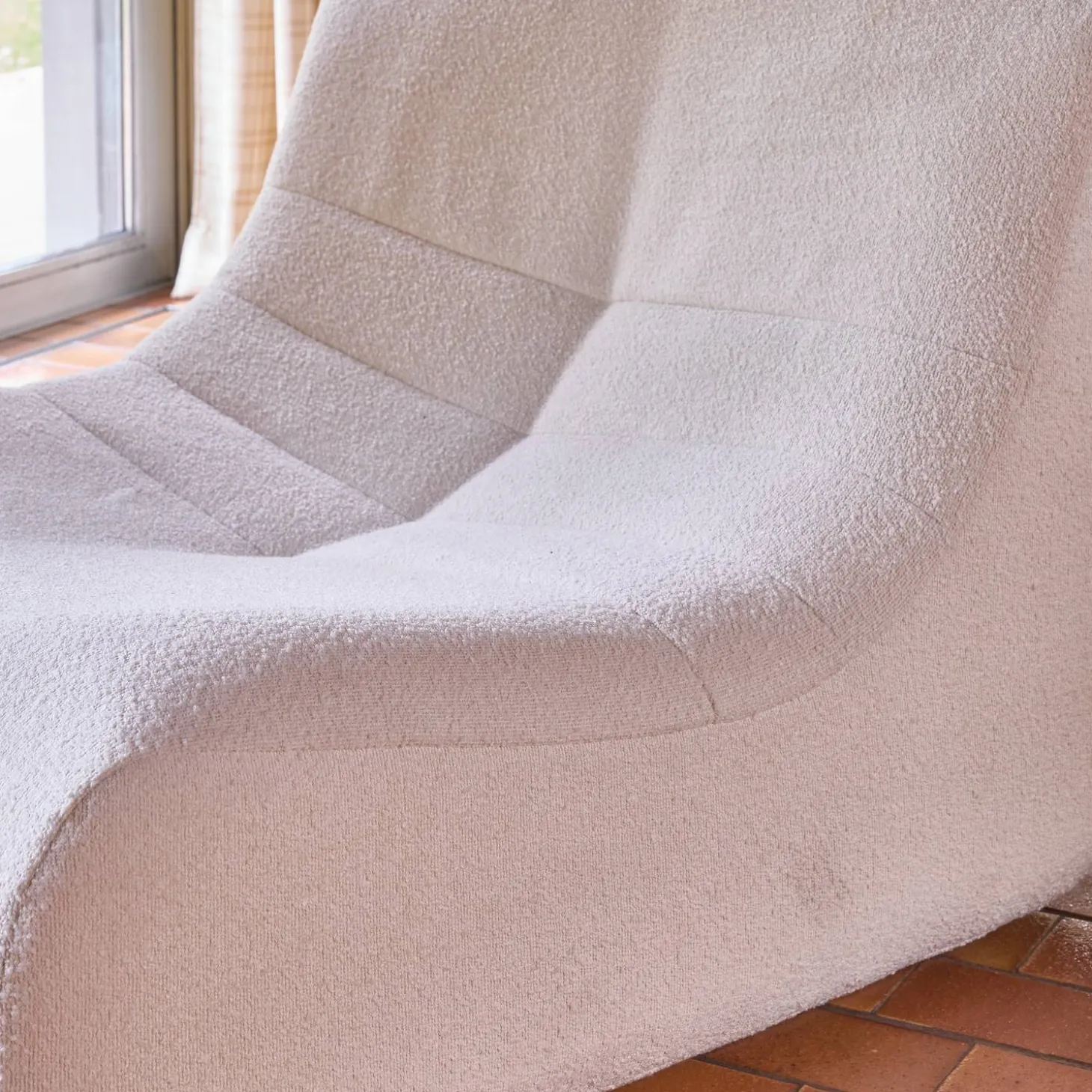 2-Sitzer Sessel mit strukturiertem Bouclé-Bezug