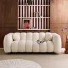 3-Sitzer-Sofa im Muscheldesign mit Bouclé-Bezug