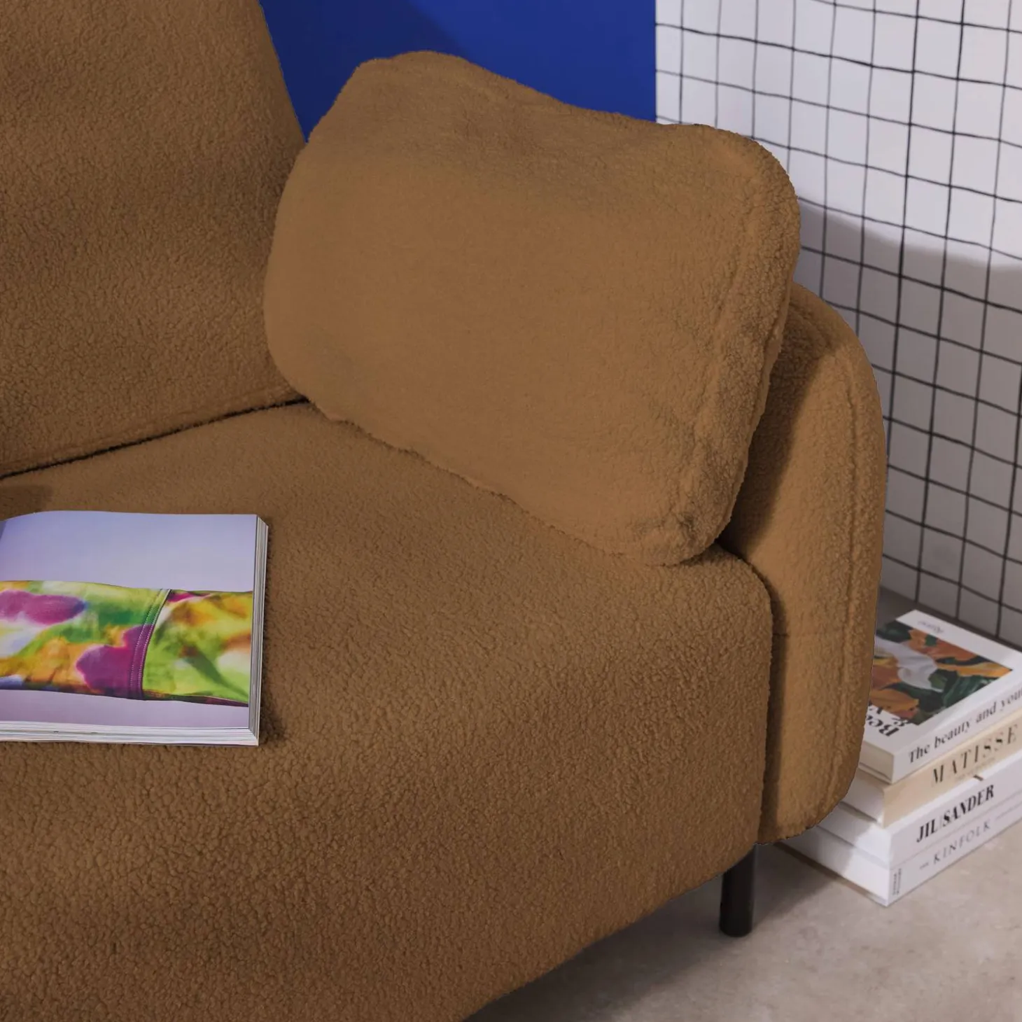 3-Sitzer Sofa mit Bouclé-Bezug und Metallfüßen