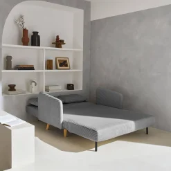 2-Sitzer-Sofa mit Cordbezug und Holzfüßen