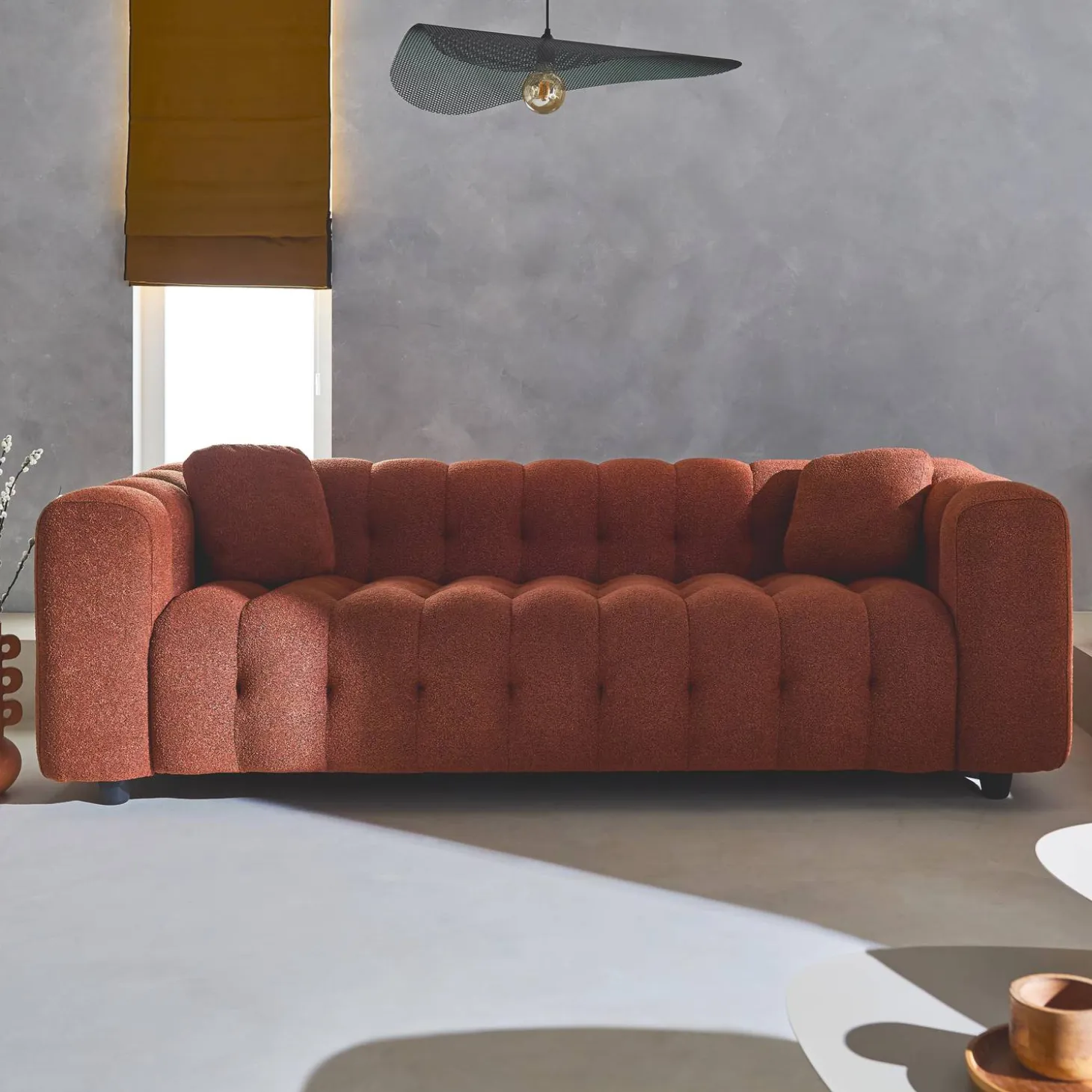 3-Sitzer-Sofa mit strukturiertem und kapitoniertem Bouclé-Bezug