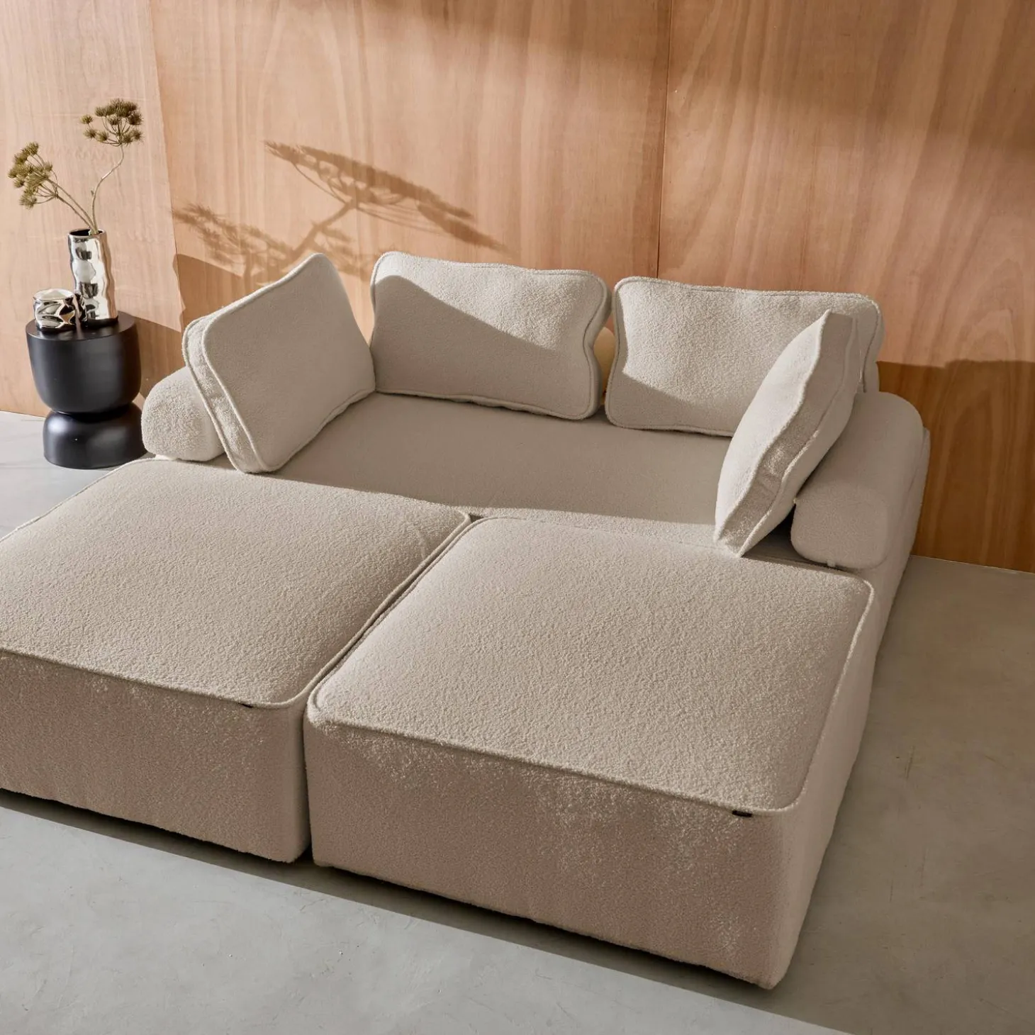 2-Sitzer Sofa und 2 Sessel mit Bouclé-Bezug für ein modulares Sofa