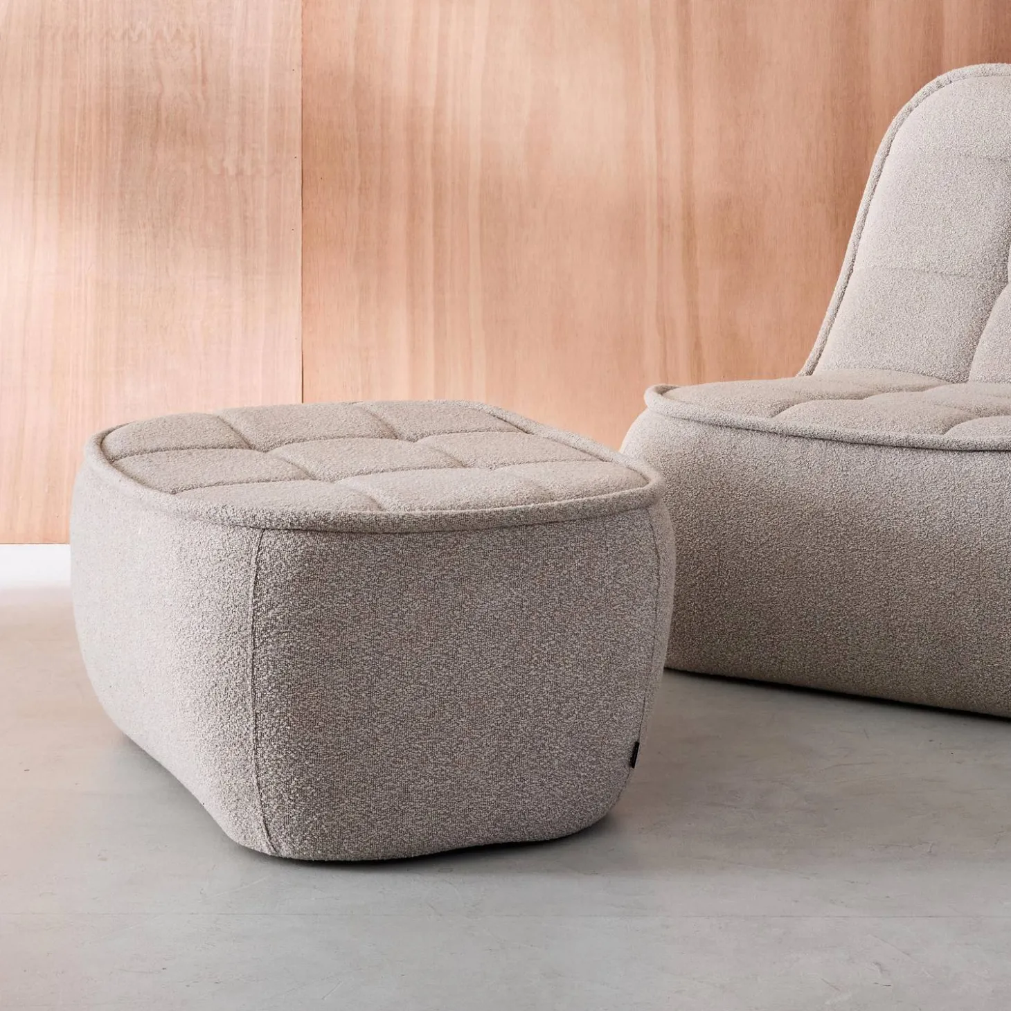 Sitzhocker, Fußhocker mit strukturierem Bouclé-Bezug für den Sessel Boni