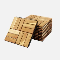 Terrassenfliesen aus Holz, quadratisches Muster