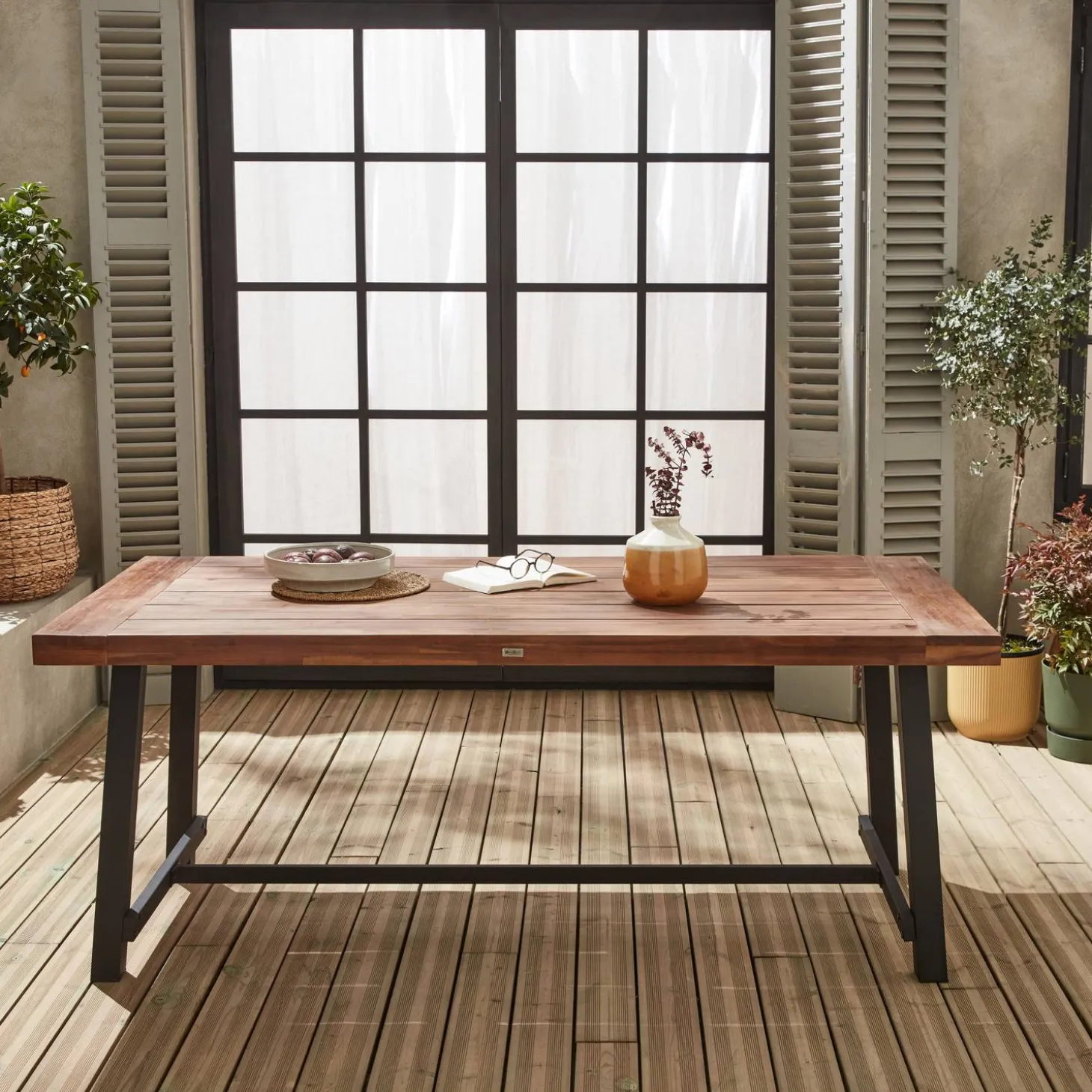 Tisch für Indoor/Outdoor aus Holz und Metall, 190 cm, 6-8 Plätze