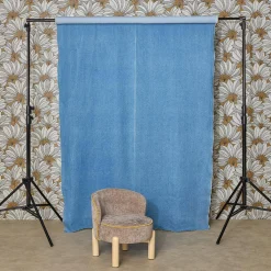Vintage Kindersessel Heveaholz und Chenille-Bezug